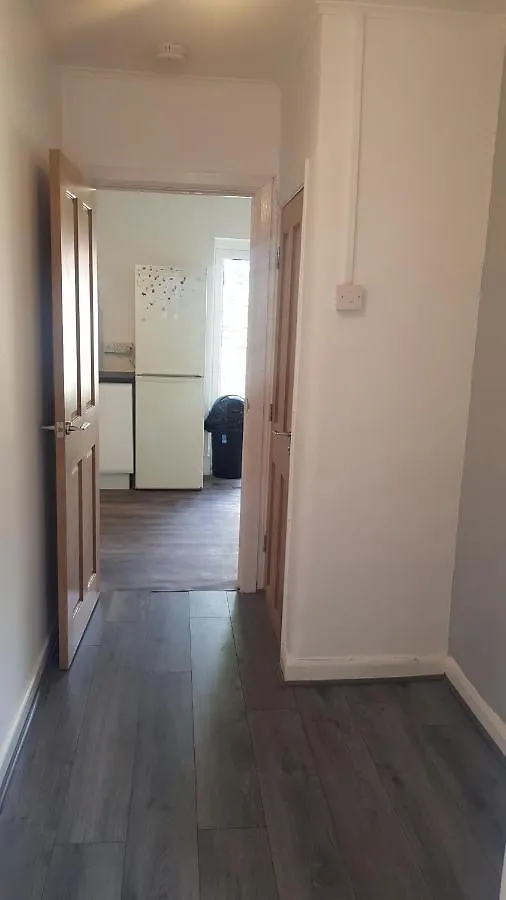 Double Bedroom In Withington, M20. 1 Db Bed, Rm 1 Manchester 0*,